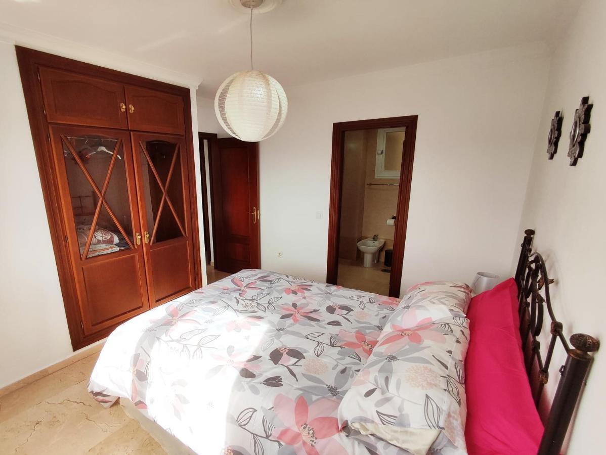 2Bdr Sunny Apartment With Pool And Private Parking In Benalmádena Kültér fotó
