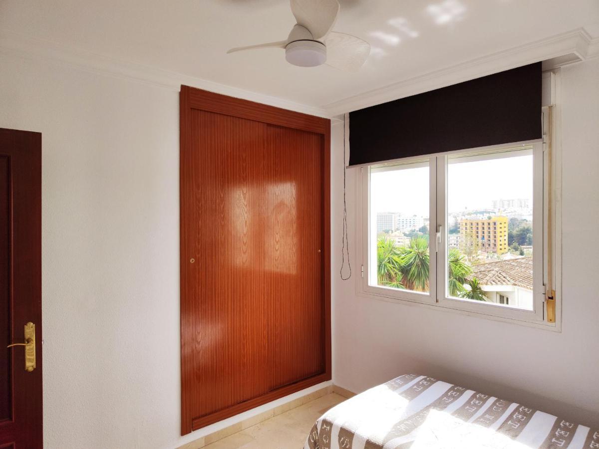 2Bdr Sunny Apartment With Pool And Private Parking In Benalmádena Kültér fotó